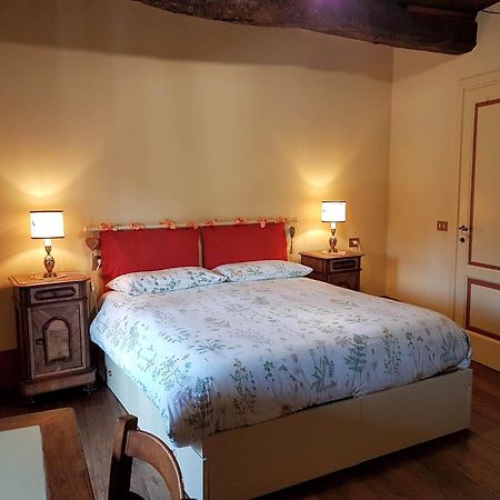 B&B La Cascina Di Monia E Mario Borgo Ticino Bagian luar foto