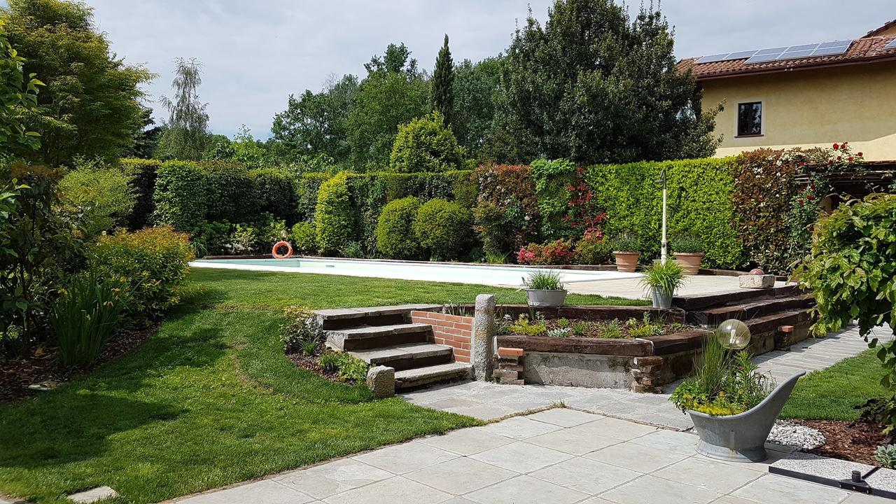 B&B La Cascina Di Monia E Mario Borgo Ticino Bagian luar foto